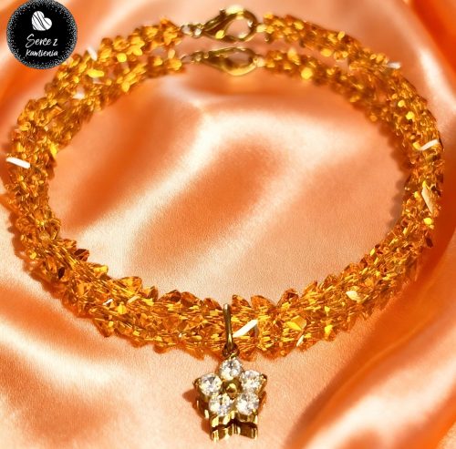 Szkło pomarańczowe – zawieszka kwiatek cyrkonia