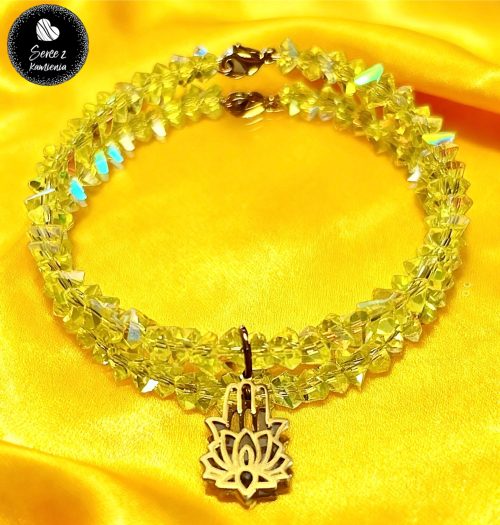 Szkło cytrynowe – zawieszka ręka Fatimy z kwiatem lotosu